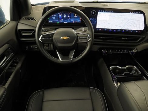 New 2026 Chevrolet Silverado EV LT AWD/4WD image 12