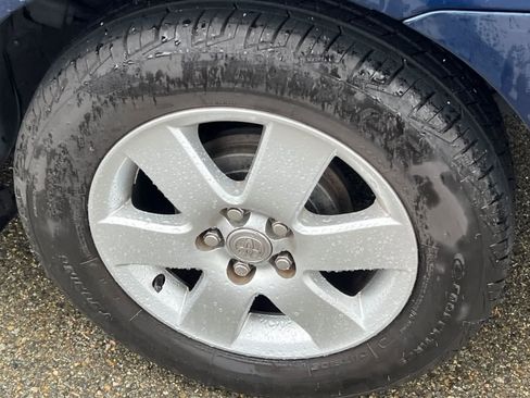 Used 2005 Toyota Corolla LE image 22