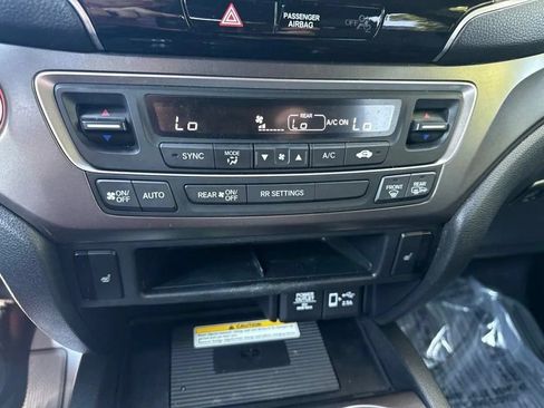 Used 2023 Honda Passport EX-L image 29