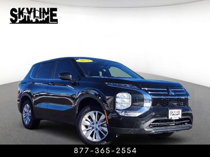 Used 2025 Mitsubishi Outlander ES
