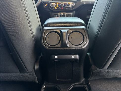 Used 2021 Jeep Wrangler Unlimited Islander image 17