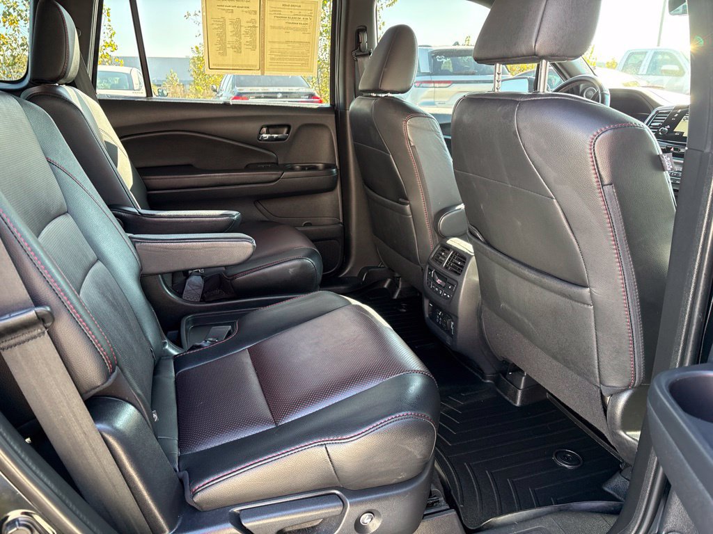 Used 2020 Honda Pilot Black Edition image 25