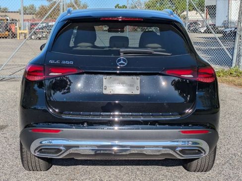 New 2026 Mercedes-Benz GLC 300 GLC 300 image 8