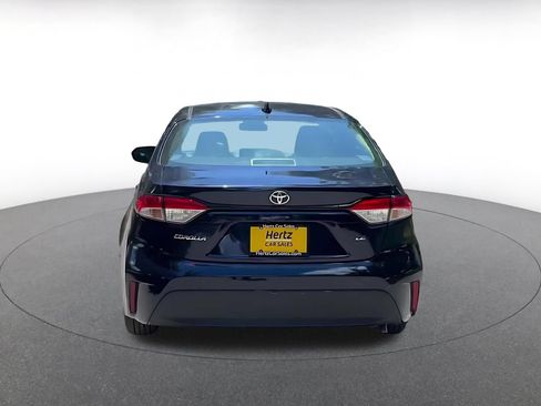 Used 2025 Toyota Corolla LE FWD image 12