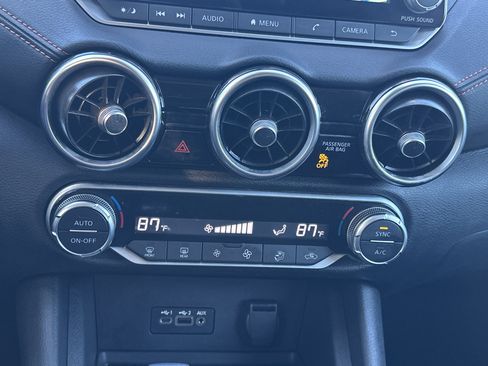 Used 2023 Nissan Sentra SR w/ Midnight Edition Package image 28