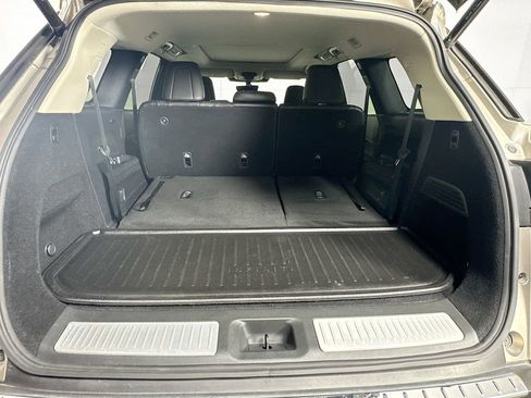 Used 2023 INFINITI QX60 Luxe w/ Cargo Package AWD/4WD image 31