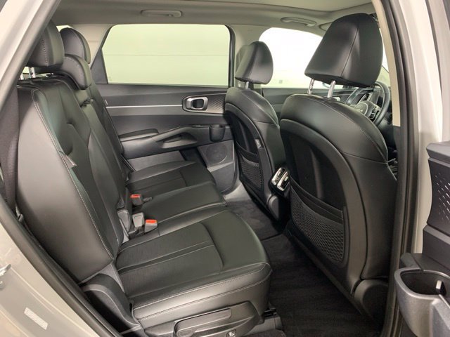 Used 2025 Kia Sorento S w/ Panoramic Sunroof Package AWD/4WD image 23