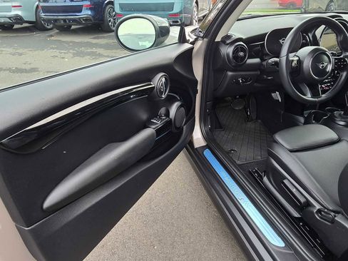 Used 2023 MINI Cooper S image 17