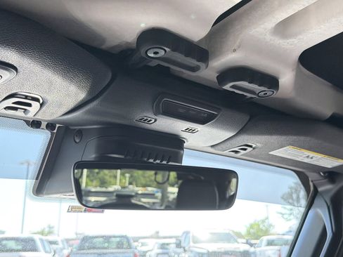 Used 2022 Jeep Wrangler Unlimited Rubicon w/ Xtreme Recon 35" Tire Package AWD/4WD image 28