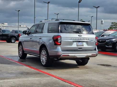 Certified 2022 Ford Expedition Limited image 7