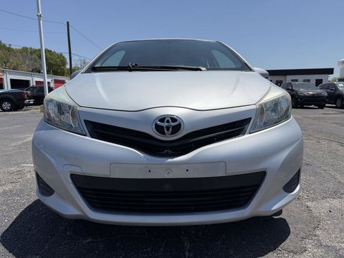 Used 2014 Toyota Yaris L FWD image 2