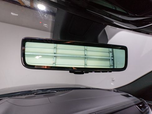 Used 2023 Jeep Grand Cherokee Overland w/ Advanced Protech Group III image 19