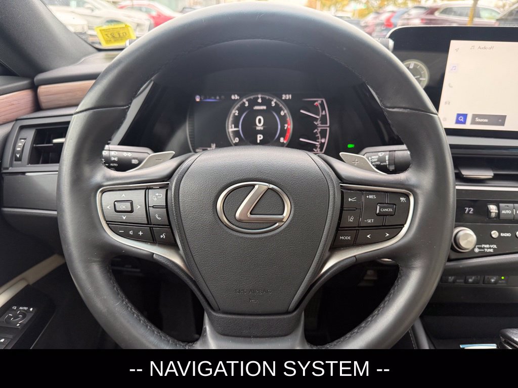 Used 2023 Lexus ES 350 w/ Premium Package FWD image 9