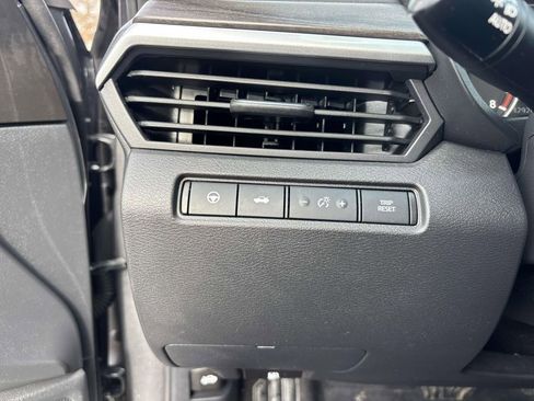 Used 2023 Nissan Altima 2.5 SV w/ SV Premium Package image 20