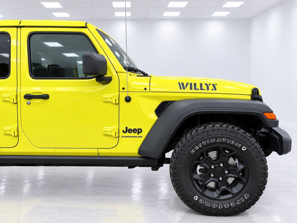 Used 2023 Jeep Wrangler Unlimited w/ Cold Weather Group AWD/4WD image 7