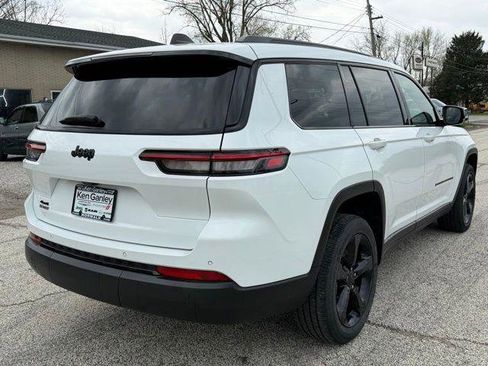 Certified 2023 Jeep Grand Cherokee L Laredo AWD/4WD image 13