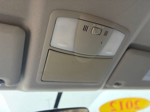 Used 2012 Nissan Rogue SV image 21