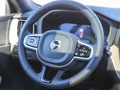 New 2026 Volvo XC60 B5 Plus w/ Climate Package PRO image 46