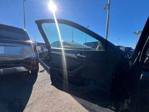 Used 2025 Volkswagen Jetta SE image 20