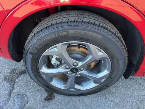 Used 2024 Ford Escape ST-Line image 18