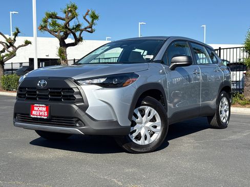 Certified 2026 Toyota Corolla Cross L image 2