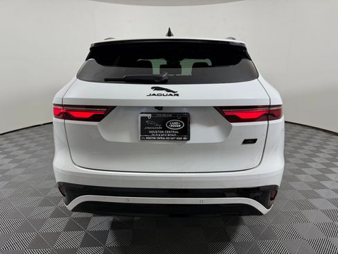 New 2026 Jaguar F-PACE R-Dynamic S image 10