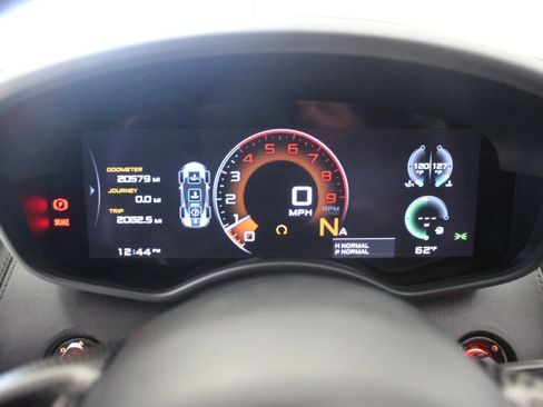 Used 2018 McLaren 570S Spider RWD image 12