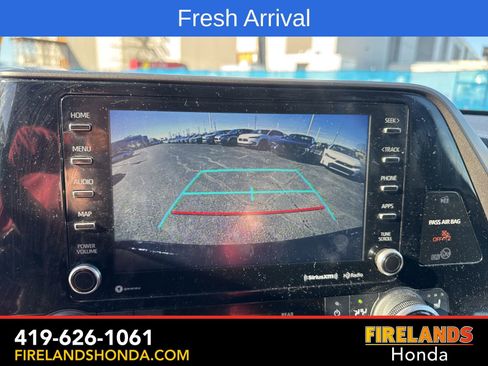 Used 2021 Toyota Highlander XLE image 25
