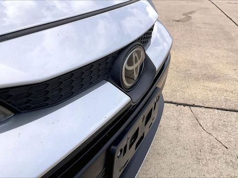 Used 2024 Toyota Corolla LE image 31