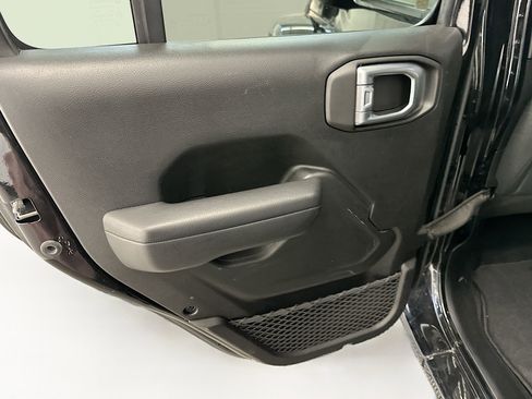 Used 2024 Jeep Wrangler Sport S image 26