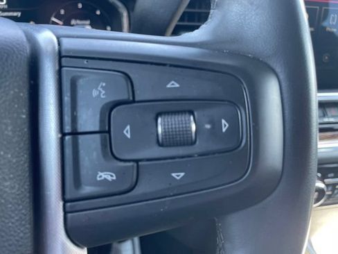 Used 2023 GMC Sierra 1500 SLE AWD/4WD image 17