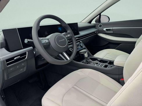 New 2026 Hyundai Sonata SE FWD image 14