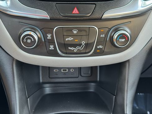 Used 2020 Chevrolet Equinox LT AWD/4WD image 26