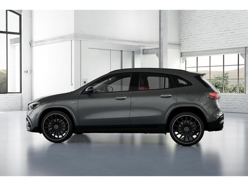Certified 2024 Mercedes-Benz GLA 35 AMG 4MATIC image 33