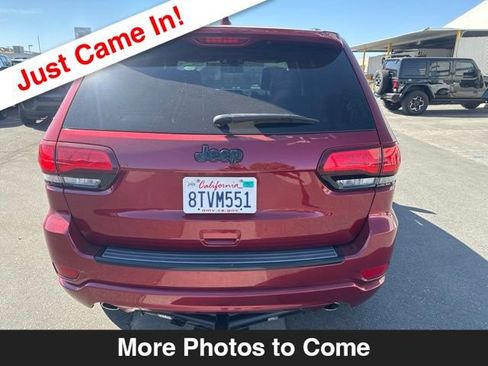 Used 2015 Jeep Grand Cherokee Altitude RWD image 4