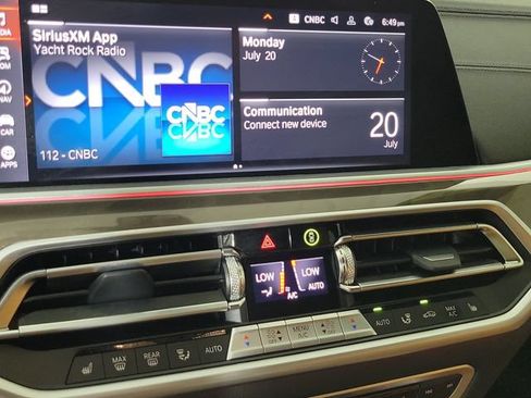 Used 2022 BMW X6 xDrive40i w/ M Sport Package AWD/4WD image 30