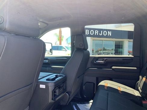 New 2026 GMC Sierra 2500 AT4 w/ Technology Package AWD/4WD image 13