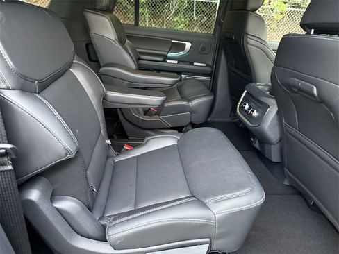 New 2025 Ford Expedition Max Platinum w/ Stealth Performance Package image 16