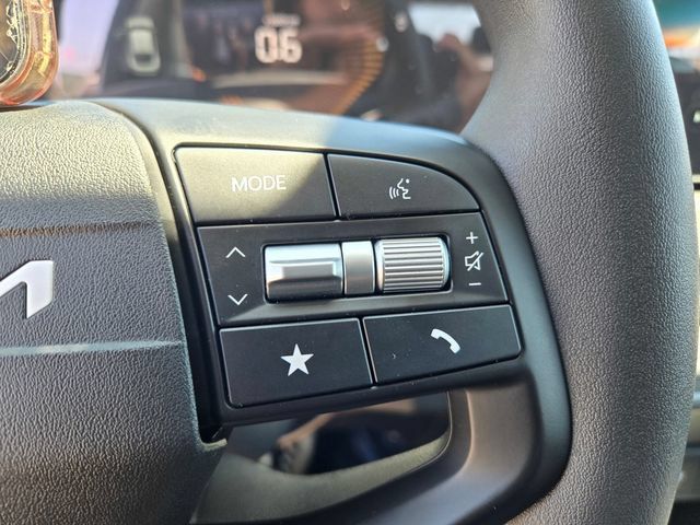 New 2026 Kia K4 FWD image 12