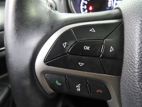 Used 2019 Jeep Grand Cherokee High Altitude image 23