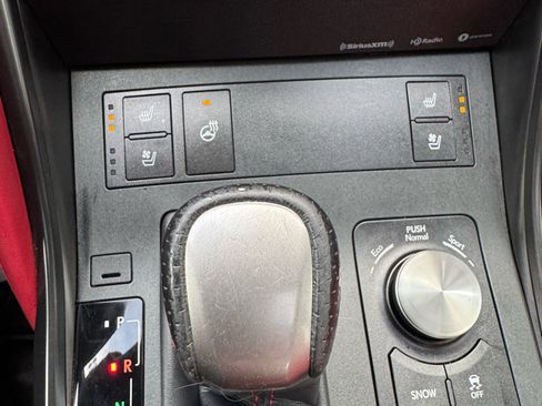 Used 2022 Lexus IS 350 F Sport image 19