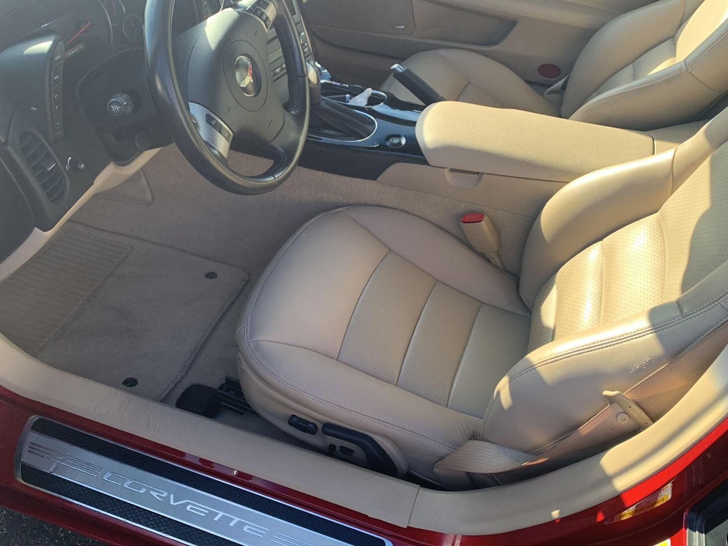 Used 2009 Chevrolet Corvette Coupe w/ Preferred Equipment Group RWD image 13