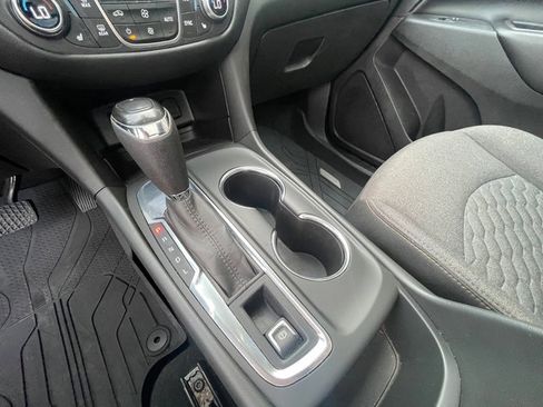 Used 2021 Chevrolet Equinox LT image 27