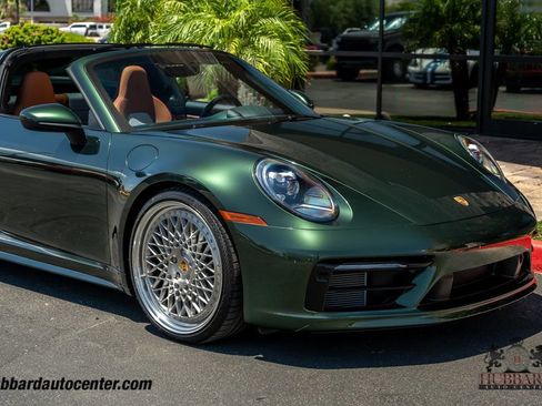 Used 2024 Porsche 911 AWD/4WD image 13
