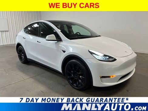 Used 2022 Tesla Model Y Long Range AWD/4WD image 1