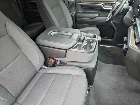 Used 2024 Chevrolet Silverado 1500 LT AWD/4WD image 13