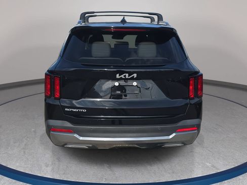 Used 2025 Kia Sorento S w/ Panoramic Sunroof Package FWD image 6