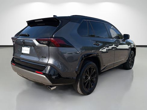 Used 2025 Toyota RAV4 XSE w/ Advanced Technology Package image 3