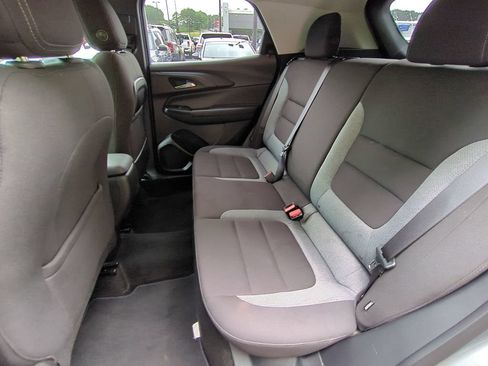 Used 2025 Chevrolet TrailBlazer LT AWD/4WD image 15