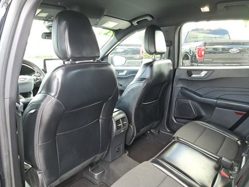 Certified 2024 Ford Escape ST-Line image 10